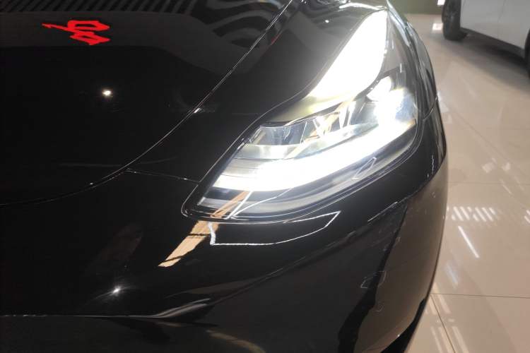 Used Tesla Model Y 2022 Rear-Wheel-Drive Version
