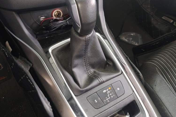 Used Peugeot 408 2014 1.8L Automatic Luxury Edition