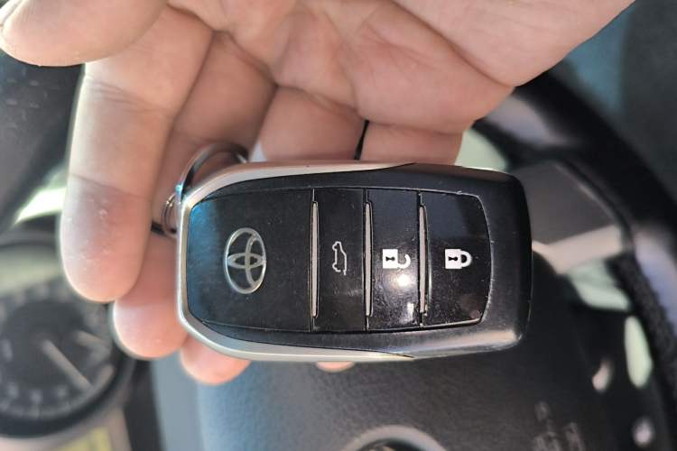 Used Toyota Prado 2016 2.7L Automatic Standard Edition Vehicle Key