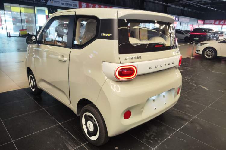 Used Wuling Hongguang MINIEV 2024 3rd Generation 215km Youth Edition
