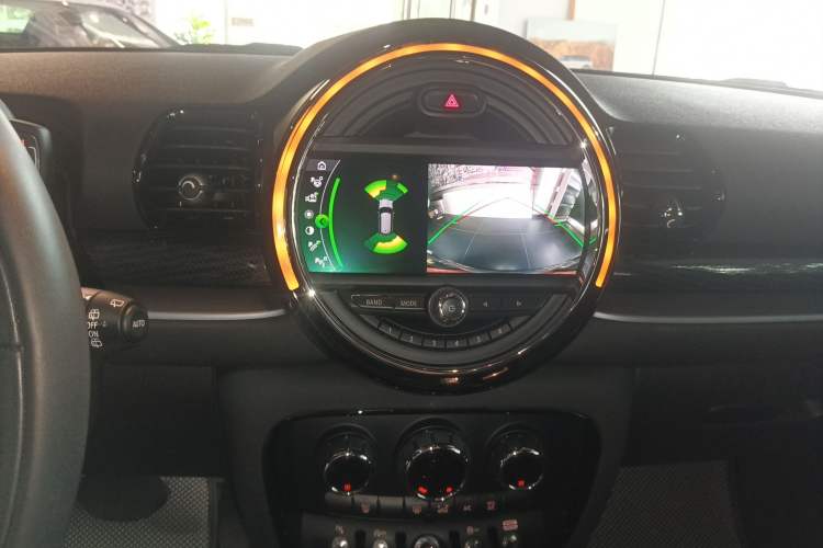 Used MINI Clubman 2019 1.5T COOPER Connoisseur Audio And AC Panel