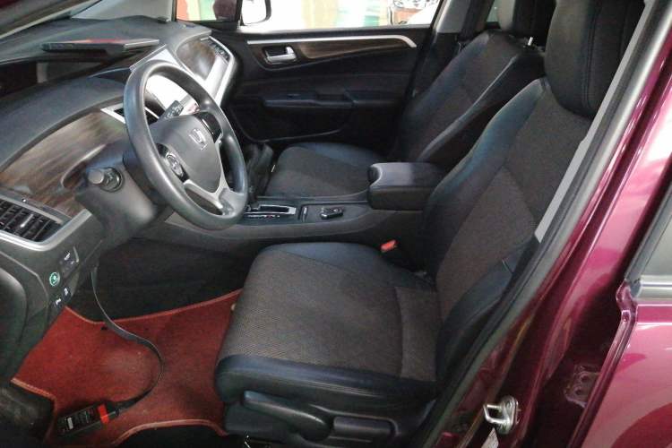Used Honda Jade 2017 1.8L automatic Comfort version 5 seats