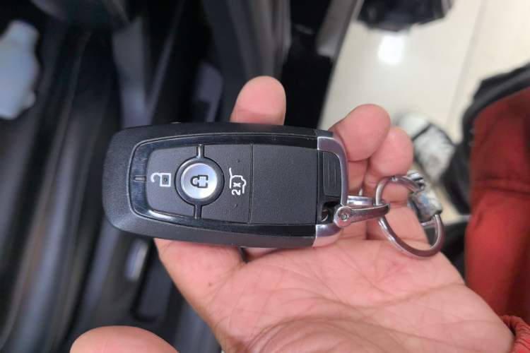 Used Ford Edge 2021 PLUS EcoBoost 245 Two-Wheel-Drive Platinum Edition 5 Seats
