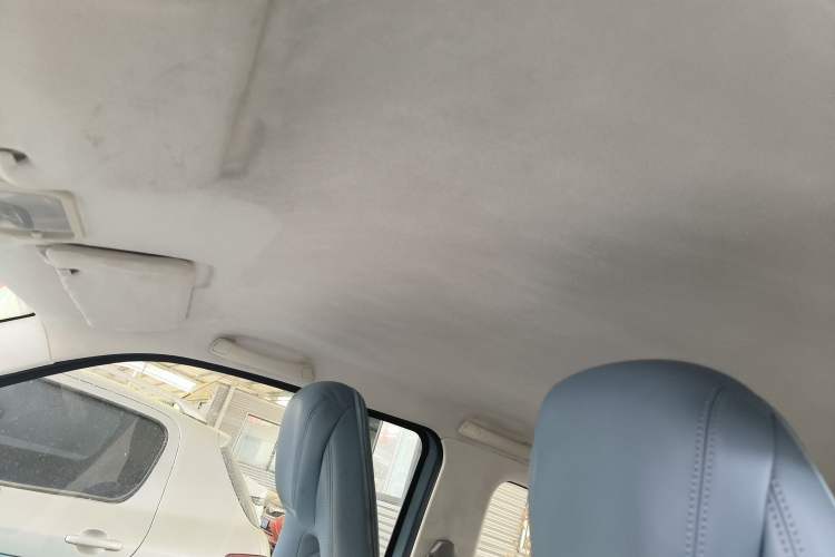 Used Wuling Hongguang MINIEV 2022 Zizai Version Lithium Iron Phosphate Headliner