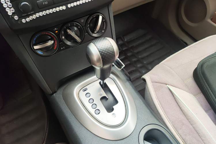 Used Nissan Qashqai 2012 2.0 XL Fire CVT 2WD