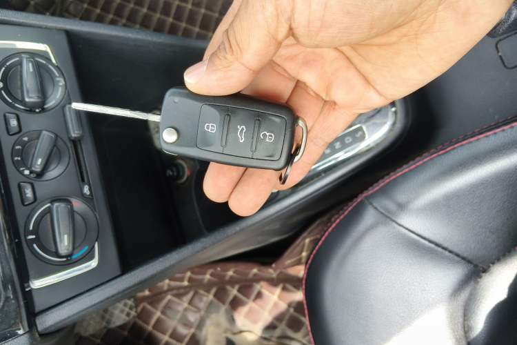 Used Volkswagen Jetta 2013 1.6L Automatic Comfort Model Vehicle Key