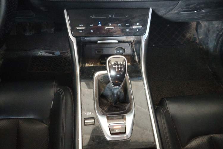 Used CHANGAN CS75 2020 280T Manual Smart Edition China VI Standard