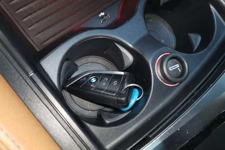 Used BMW 5 Series 2018 Restyled 530Li Leading Edition M Sport Package
