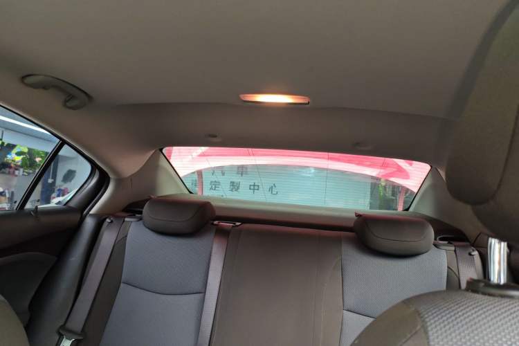 Used Chevrolet Cruze 2017 1.5L Automatic Pioneer Sunroof Edition Headliner