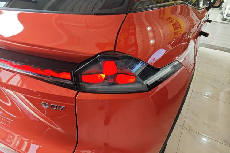 Used Deepal S07 2024 215Max Qiankun Intelligent Driving ADS SE Range-Extended Version
