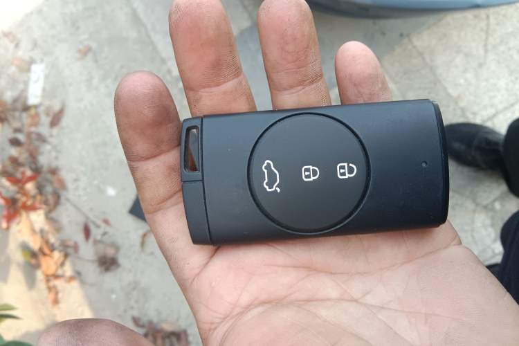 Used EXEED Zhuifeng 2022 Versailles Edition 1.6T DCT Wind-Blown Version Vehicle Key