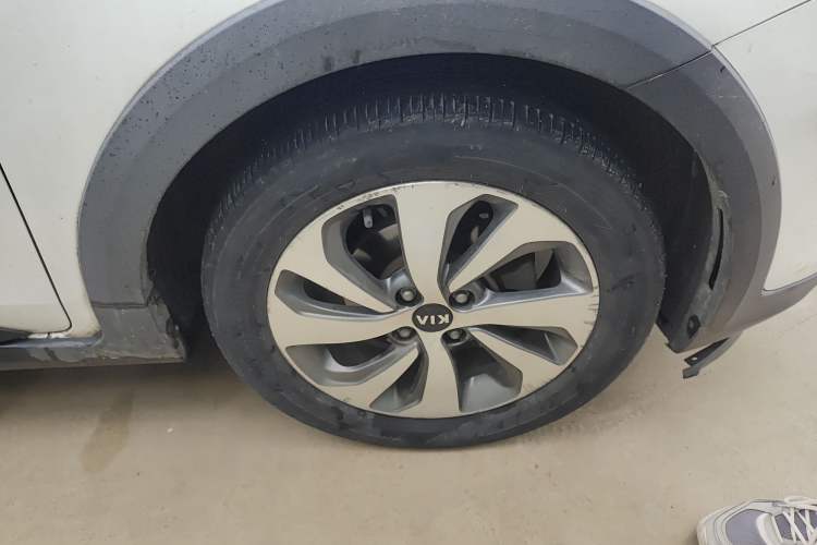 Used Kia KX Cross 2018 1.6L Automatic Dynamic Sunroof Version
