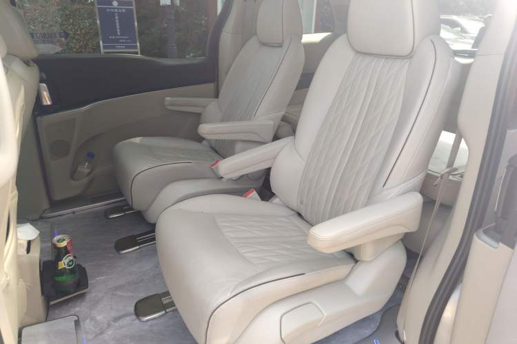 Used Buick GL8 2014 3.0L GT Luxury Business Haoya Edition