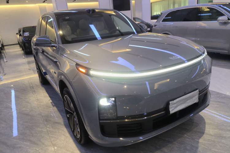 Used Li Auto L8 2025 Ultra Smart Refreshed Edition