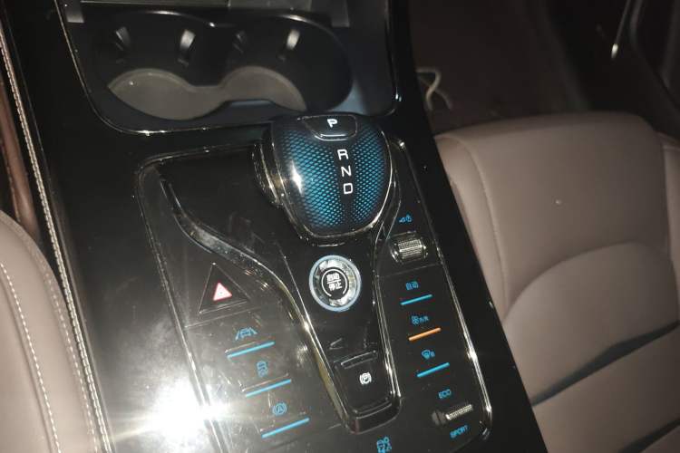 Used BYD Han 2020 DM Four-Wheel Drive Performance Edition Luxury Model
