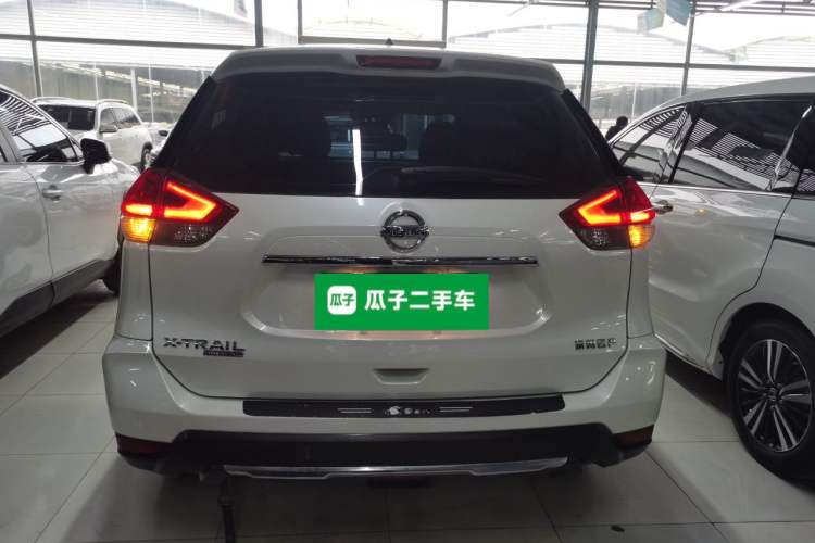 Used Nissan X-Trail 2022 Revised Version 2.0L Two-Wheel Drive Smart Connect Premium Edition
