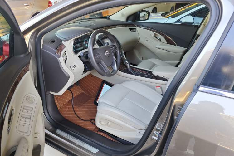 Used Buick LaCrosse 2013 2.4L SIDI Leading Comfort Version