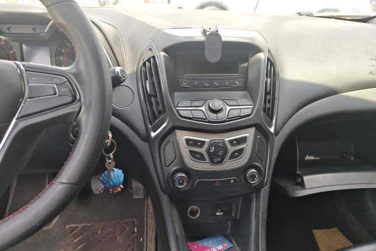 Used Chery Arrizo 5 2017 1.5L Manual Lingchao Edition Audio And AC Panel