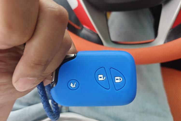 Used BYD S6 2014 2.0L Manual Elite Version 5 Seats