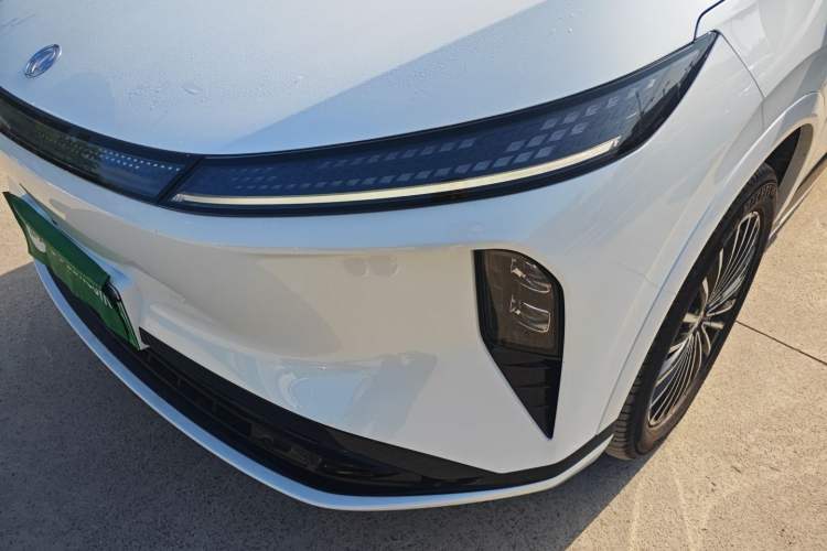 Used Dongfeng Aeolus L8 2025 Model 185KM Dream Edition