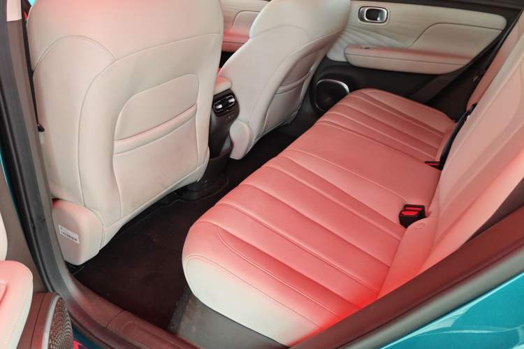 Used AION UT 2025 420 Prestige Edition Left Rear Seat