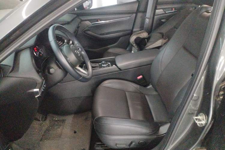 Used Mazda Mazda 3 Axela 2021 2.0L Automatic Zhiyao Edition