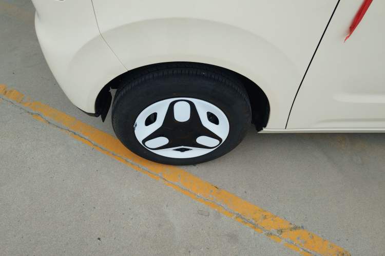 Used Geely Galaxy Panda 2025 210 km – Yuanqi Bear
