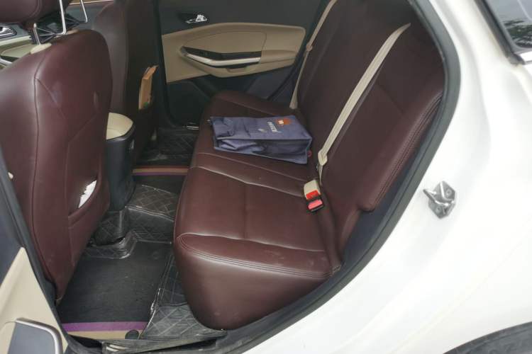 Used Ford Escort 2015 1.5L Manual Comfort Model
