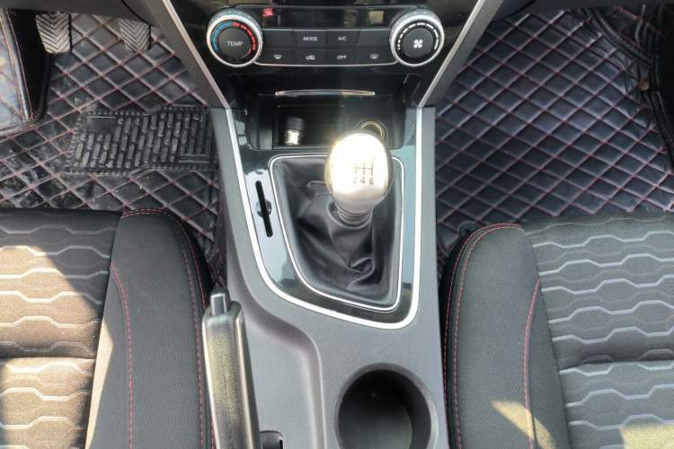 Used Leopaard CS10 2016 2.0T Manual New Edition
