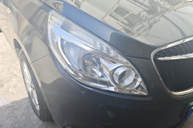 Used Buick GL8 2018 28T Luxury Model China VI Standard