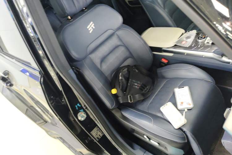 Used JETOUR Shanhai Traveler C-DM 2024 C-DM 208KM Mountain & Wilderness Edition
