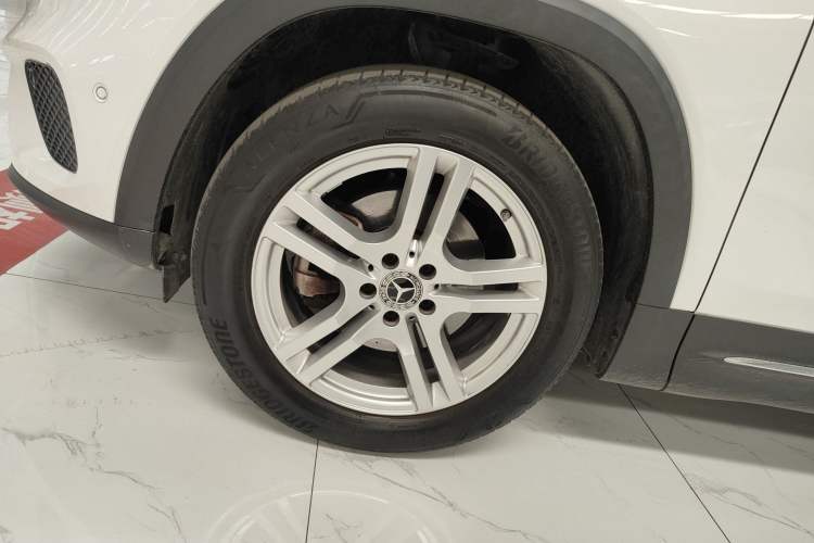 Used Mercedes-Benz GLB 2020 Updated GLB 200 Dynamic Edition Left Front Wheel Hub