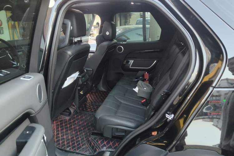 Used Land Rover Discovery 2017 3.0 SC V6 SE
