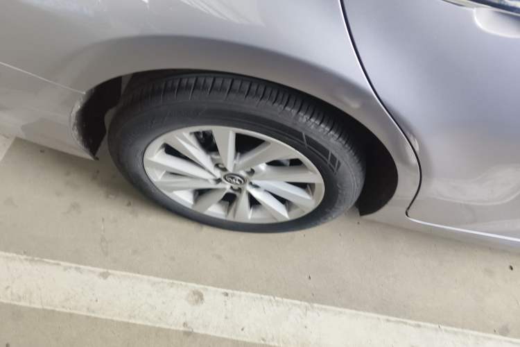 Used Toyota Camry 2021 2.0G Luxury Edition
