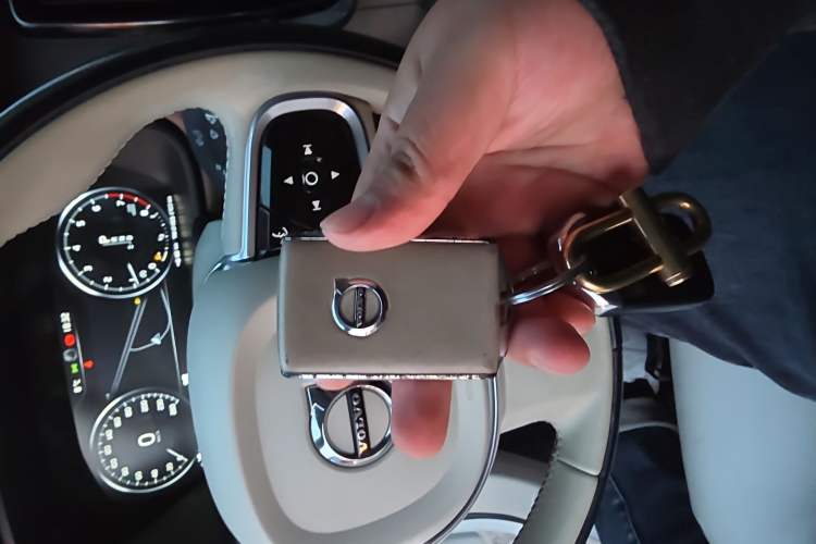 Used Volvo S90 2017 T5 Smart Luxury Edition
