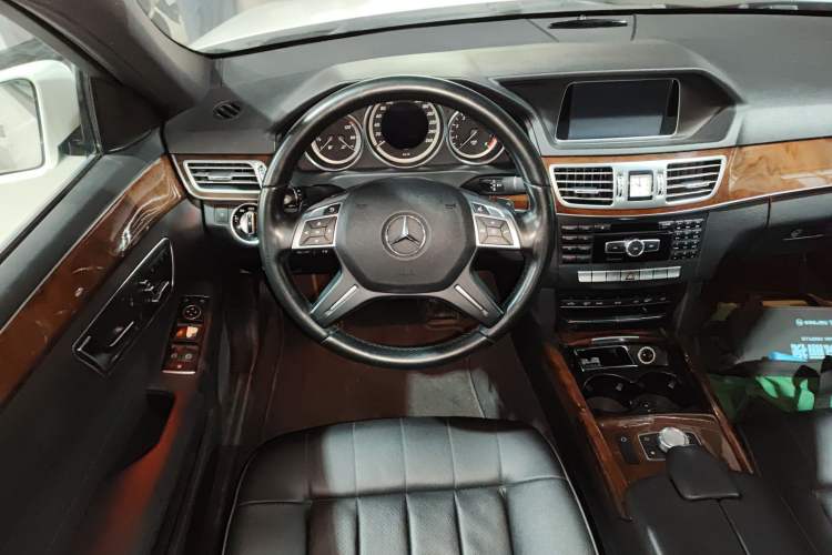 Used Mercedes-Benz E-Class 2015 E 200 L