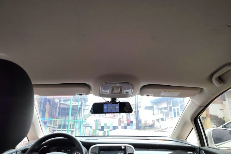 Used BYD Song MAX 2017 1.5T Manual Comfort 7-Seater Headliner