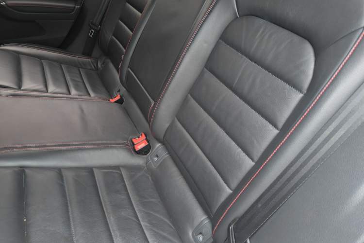 Used Volkswagen Golf GTI 2016 2.0 TSI GTI Left Rear Seat