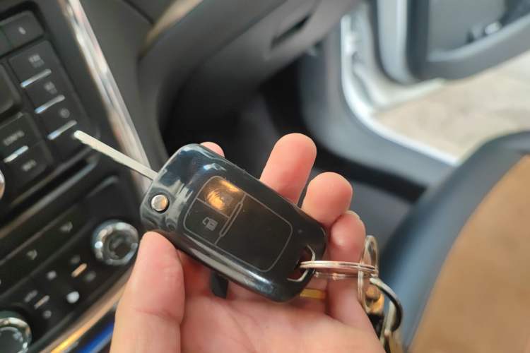 Used Buick Encore 2014 1.4T Automatic All-Wheel-Drive Flagship Edition