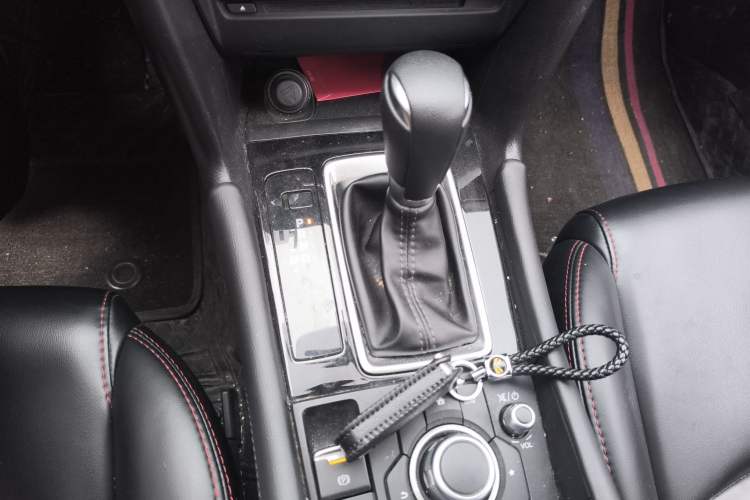 Used Mazda Mazda 3 Axela 2017 Sedan 1.5L Automatic Luxury Model Emission Standard China V