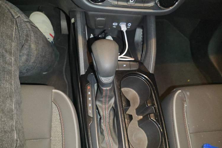 Used Chevrolet Trailblazer 2019 435T Redline CVT Two-Wheel-Drive Sharp Edition China VI Standard Gear Lever