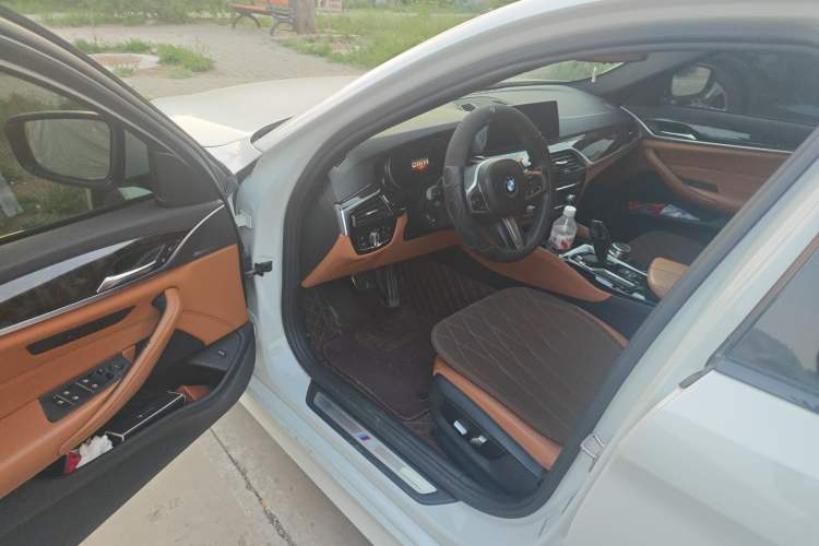 Used BMW 5 Series 2018 530Li Leading Model M Sport Package
