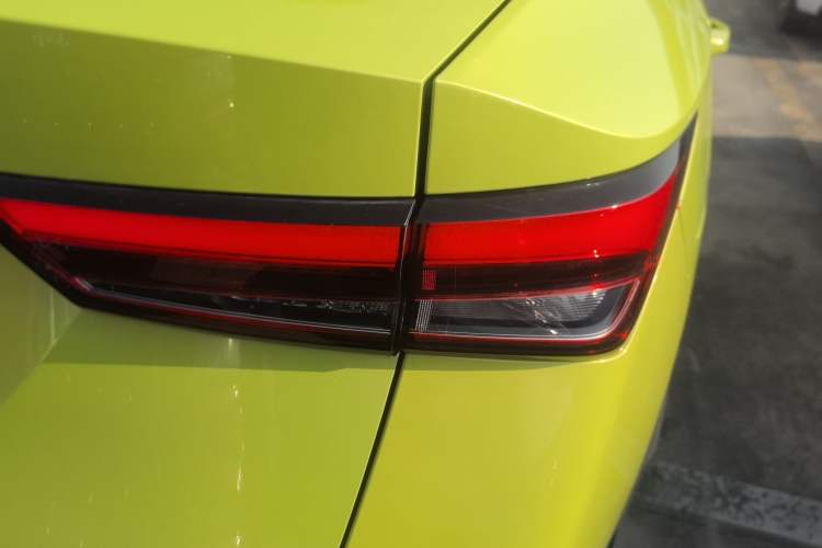 Used Wuling Alvez 2022 1.5T CVT Trendy & Cool Edition