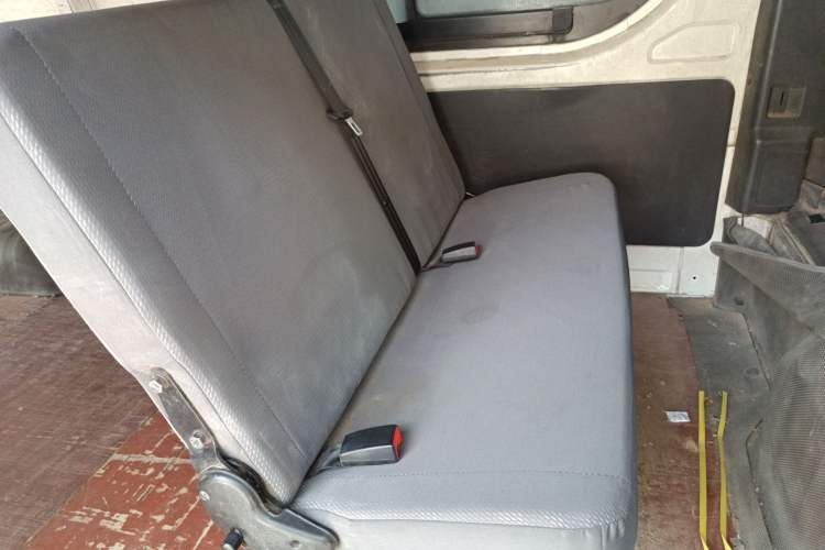 Used Foton Scenic G7 2017 2.0L Long-Wheelbase Commercial Van High-Roof Version 4 Seats 4Q20M Left Rear Seat