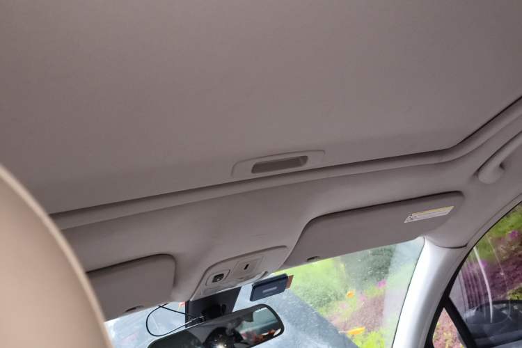 Used Citroen C5 2012 2.0L Automatic Luxury Edition Headliner