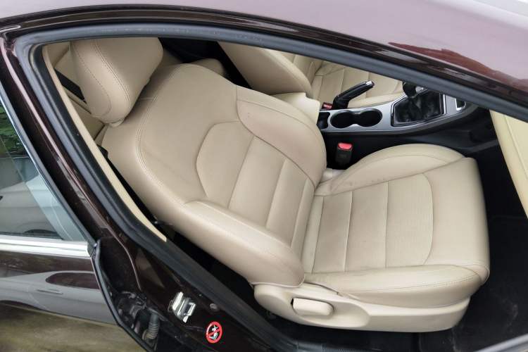 Used Geely Auto Emgrand 2018 1.5L Manual Luxury Model Right Front Seat