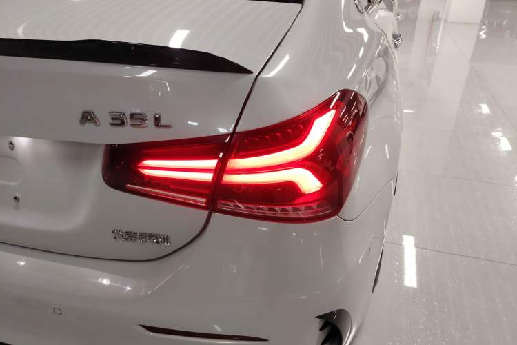 Used Mercedes-Benz A AMG 2020 AMG A 35 L 4MATIC Exterior 3