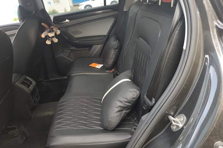 Used Volkswagen Tayron 2024 330TSI Two-Wheel Drive Luxury Plus Advanced Version Interior 4