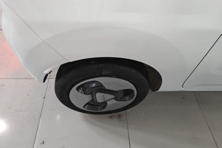 Used Geely Galaxy Panda 2023 Panda Mini New Year Edition Treasure Bear Right Rear Wheel Hub