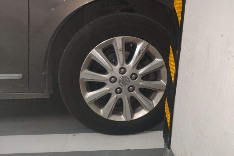 Used Buick GL8 2011 3.0L XT Luxury Business Flagship Edition
